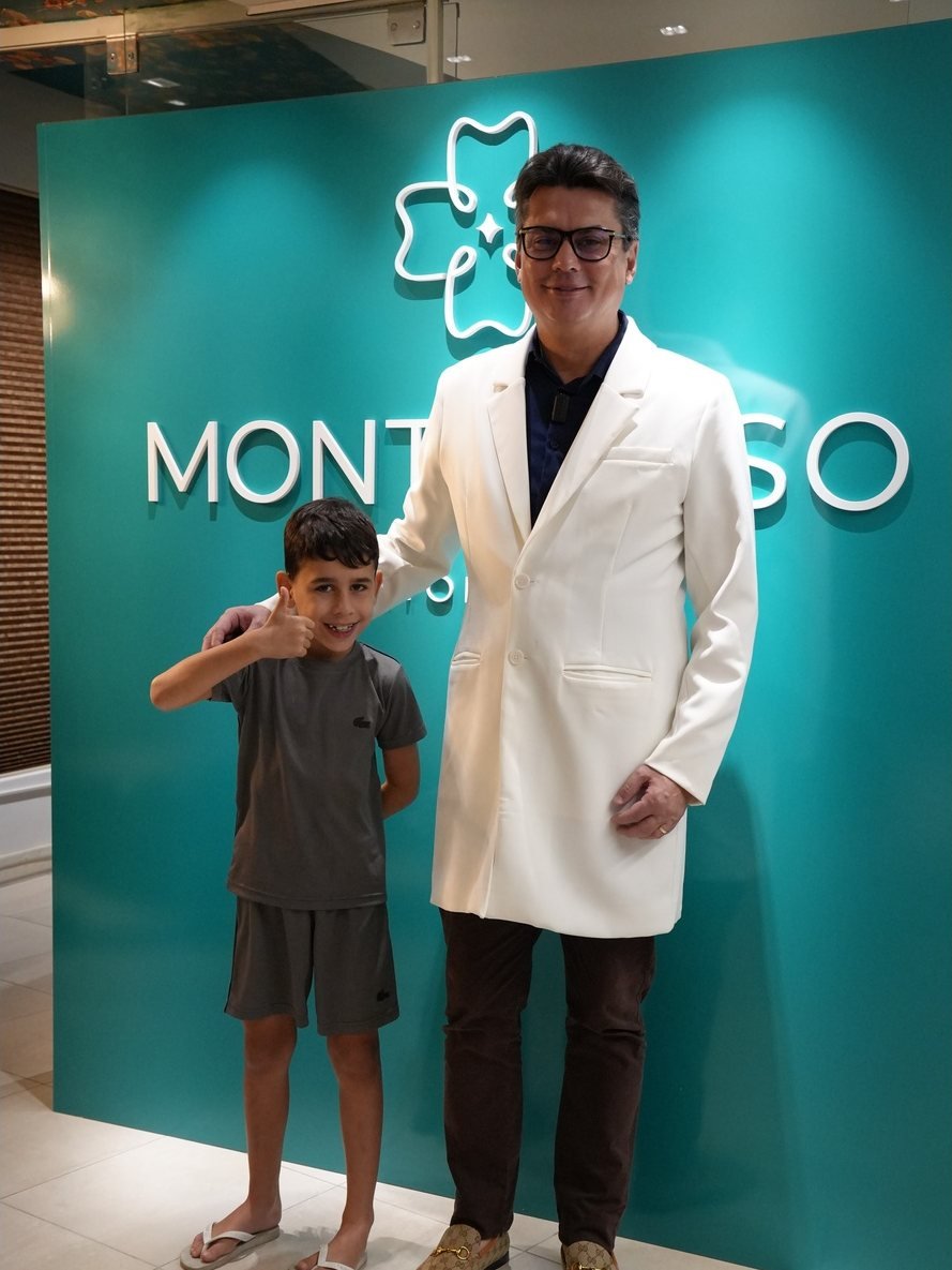 Paciente da Monteraso Ortodontia com o Dr. Wander Monte Raso